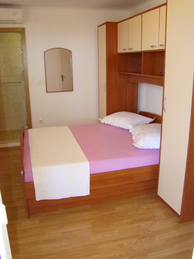 Apartments Ada Tučepi Exterior foto